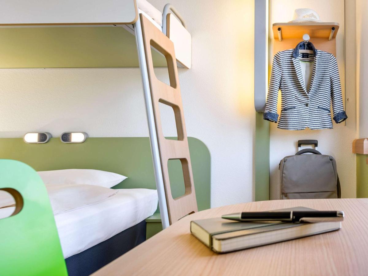 Hotel Ibis Budget Aix Les Bains - Gresy Екстериор снимка