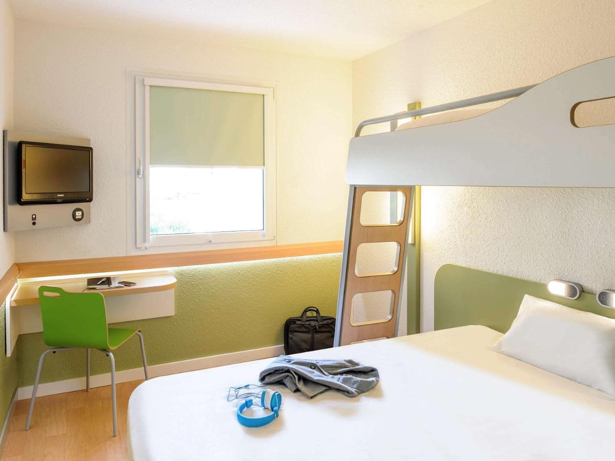 Hotel Ibis Budget Aix Les Bains - Gresy Екстериор снимка