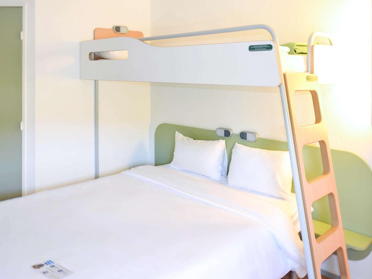 Hotel Ibis Budget Aix Les Bains - Gresy Екстериор снимка